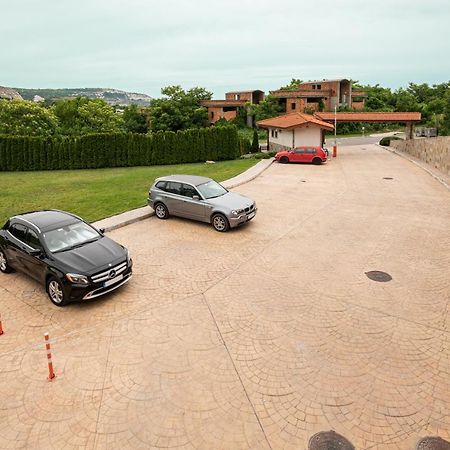 Апартамент За Гости Влади В Комплекс Garden Palace בלצ'יק מראה חיצוני תמונה